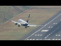 WOW RYANAIR Crosswind Landing at Madeira