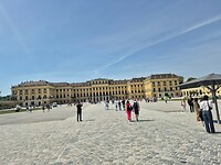 Het grote plein voor paleis Schönbrunn