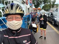 Mondkapplicht op de pont