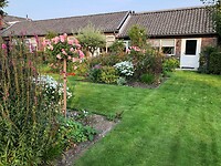 En nog een keer de B&B en tuin