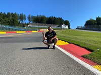 Jeroen op Eau Rouge