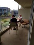 De mannen op het balkon