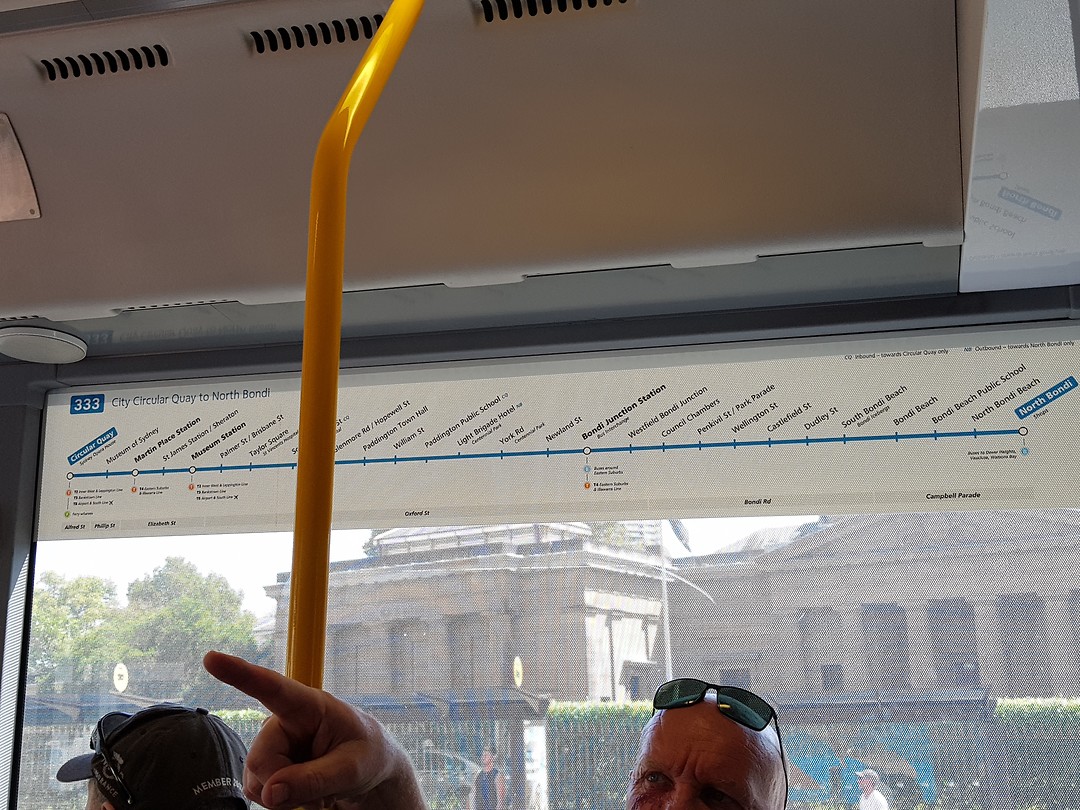 In de bus naar Circular Quay