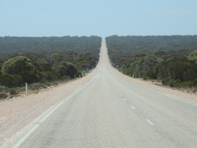 Nullarbor 10
