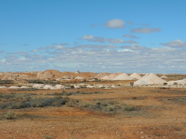 Opal mining