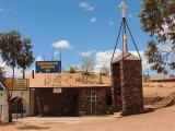 Coober Pedy ingang ondergrondse kerk