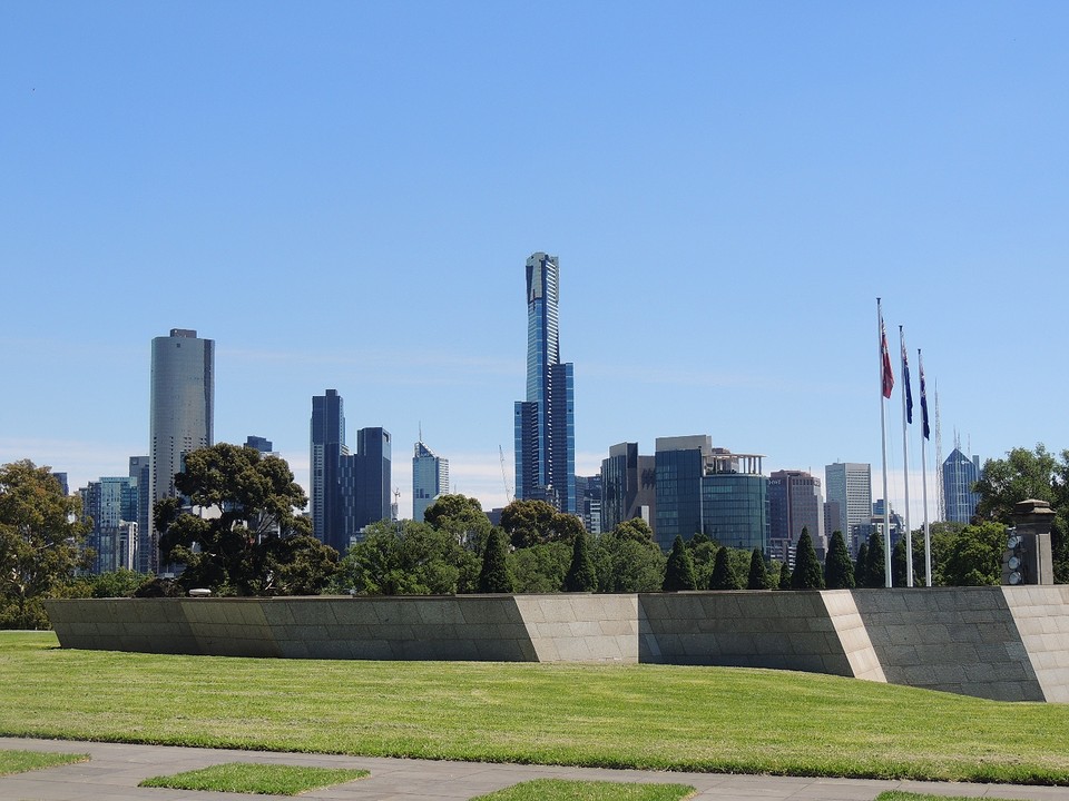Shrine of Remembrance 5: view CBD