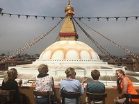 Laatste Lunch voor de stupa..