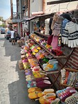 Souvenirs stands in centrum Signagi