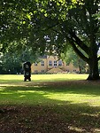 Landhuis met sculpturenpark