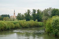 Uitzicht over de Bacchiglione naar Santa Maria di Non