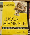 Op meerdere pleinen in de binnenstad zijn tijdelijke kunstwerken te bewonderen