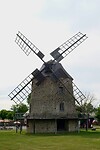 Mooie stenen molen bij Högby