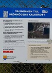 Het bord bij de kalkgroeve, die nu als zwemmeertje dient