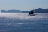 Zeilschip op weg naar de haven