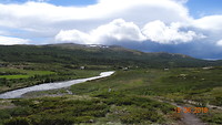 Stromende rivier in een mooi landschap