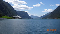Cruiseschip aangemeerd in Skjolden