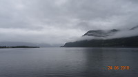 Wolken voor de bergen