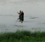 Vissers in hun Lieslaarzen