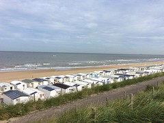 Strandhuisjes een en al gezelligheid.