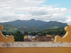 Uitzicht over de bergen rondom Trinidad