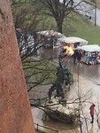 de vuurspuwende draak bij de burcht van Wawel