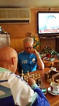 partijtje snelschaak in dorpscafé