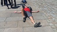 Pelgrimshouding voor de kathedraal