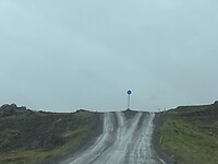 Bord op heuvel