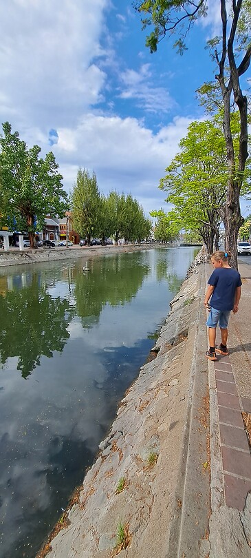 Riverside- Ping river