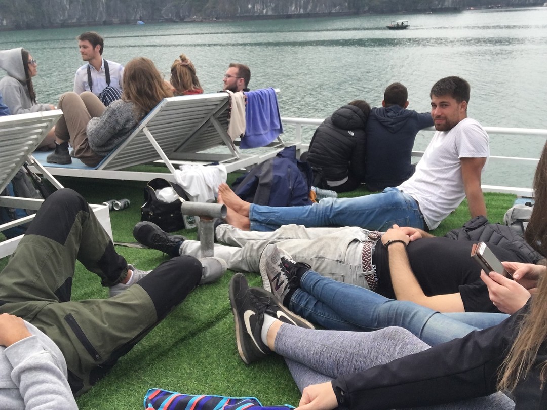 Op het dek relaxen