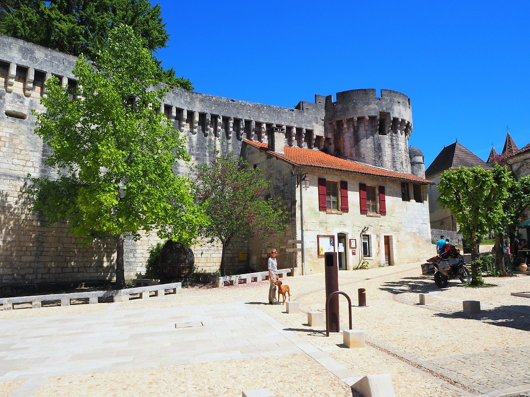 145 Chateau Bourdeilles