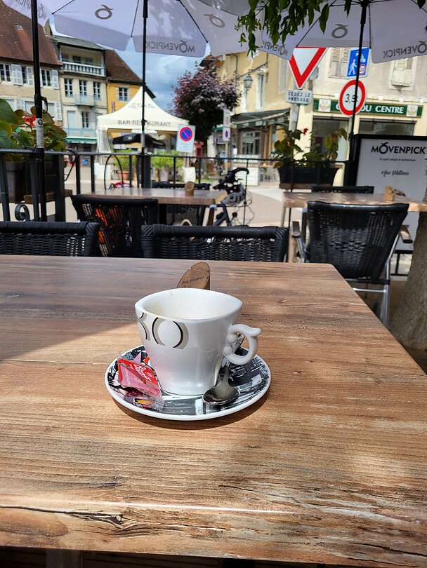 Koffie in Poligny!