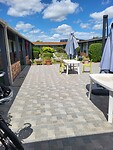 Patio hotel Jardins d' Epone