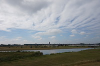 Zo ligt Zaltbommel aan de Waal. Zou Jan van Goyen het zo ook gezien kunnen hebben? Of Ruysdael?