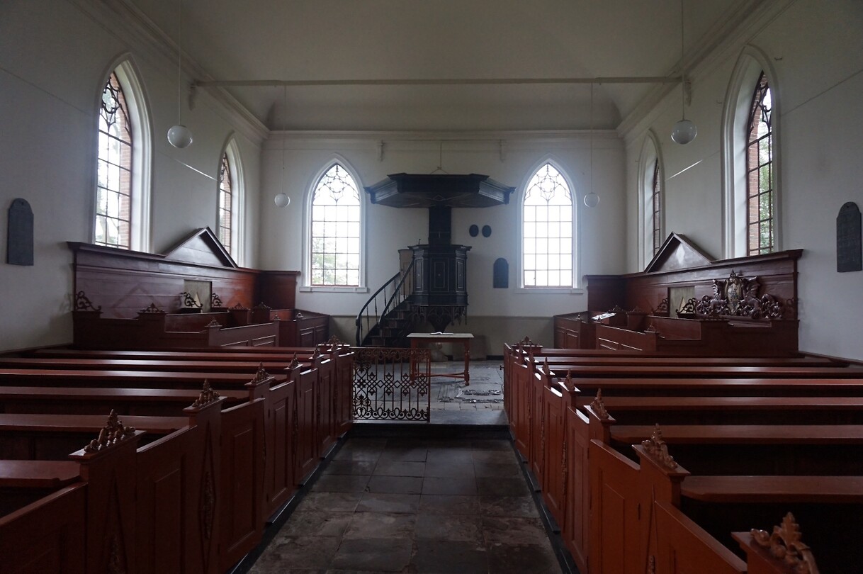Interieur van de kerk van Wittewierum.