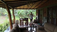 Veranda bij de hotelkamer