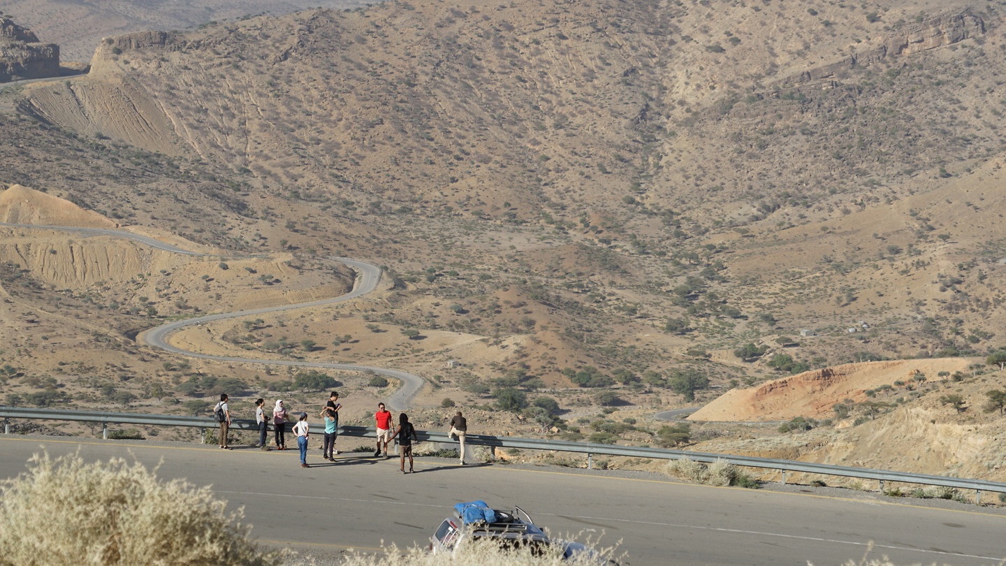 DF5DD212-3B51-4A76-B8C8-EE1BAEB62511