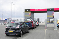 We mogen naar binnen
