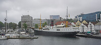 75157D19-7AA3-4932-A0B7-236D158B847F