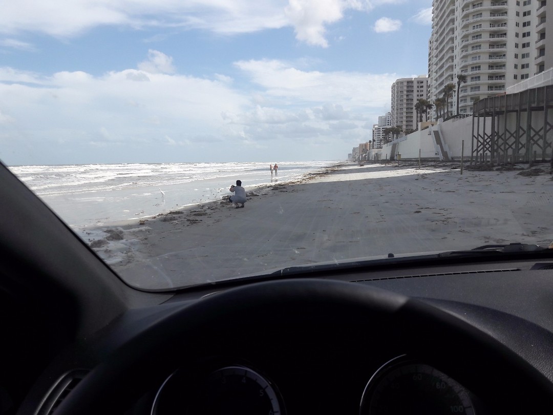 Rijden over het strand