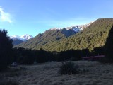 Knobbs Flat aan de Milford Highway, overnachten in the middle of nowhere, zonder internet :)