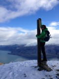 Istmus peak met views op Lake Wanaka, en uiteraard moet het steentje daar bovenop :)