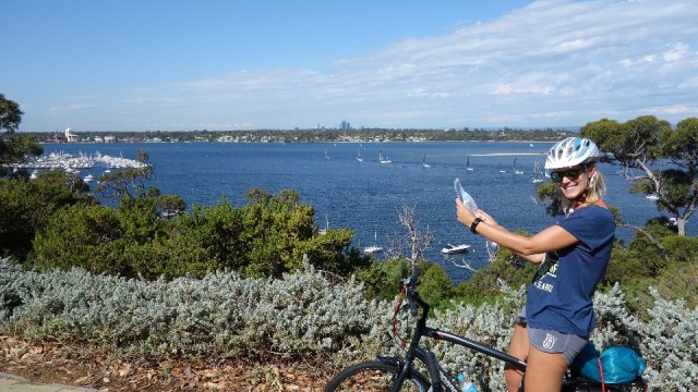 Op naar Freemantle door de chique buurten in Perth