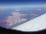 Op naar Alice springs, uitgestrekte droge zoutmeren, neem ik aan.