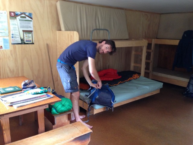 Yesss! 2 bunks voor ieder! En geen snurkende mede trampers!