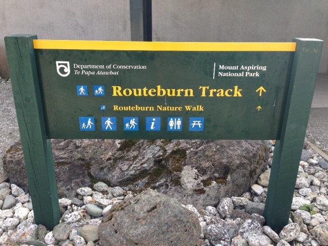 Okeee, ook nog even het eerste stukkie van de Routeburn Track, het laatste kennen we al. :-)