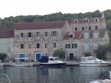 Gebouwen in Zlarin