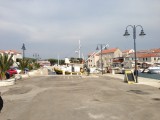 Andere kant van de boulevard