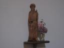Houten beeld van St. Jacobus kerk in Triacastela